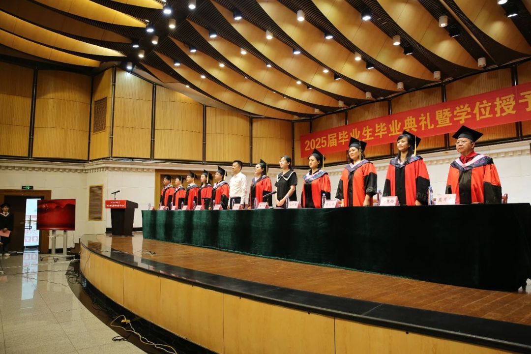 14b98bd903820f9076015c3daff95944.jpg 14b98bd903820f9076015c3daff95944.jpg